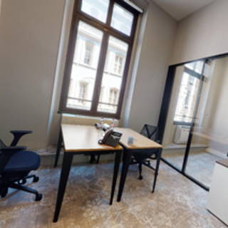 Bureau privé 10 m² 2 postes Coworking Rue Balthazar-Dieudé Marseille 13006 - photo 1